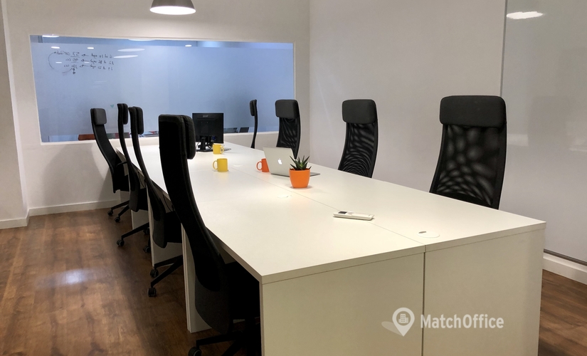 Centros de oficinas en alquiler en Madrid Chamartín 40 m², Calle Henri Dunant - 1 | MatchOffice