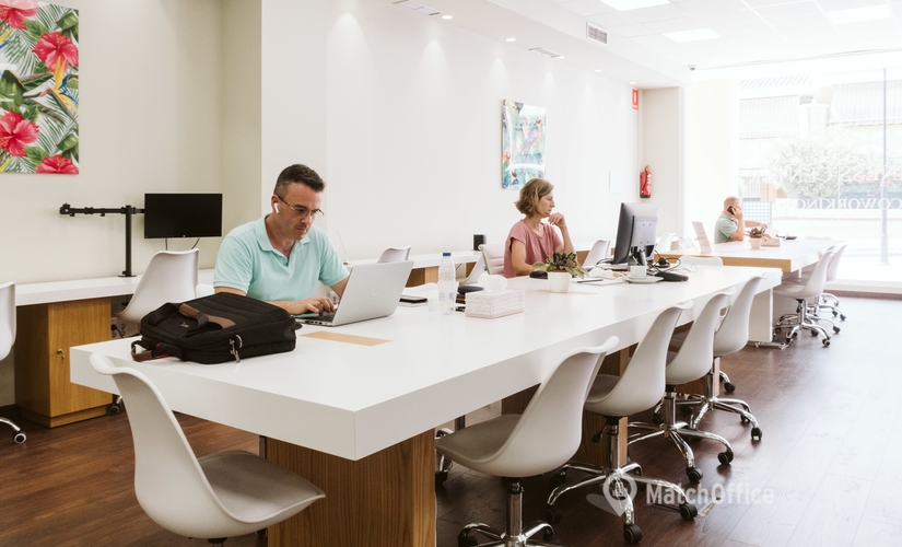 500 m² Shared workspace  in Marbella, Calle Agua Marina 18 (29670) - 0 | MatchOffice