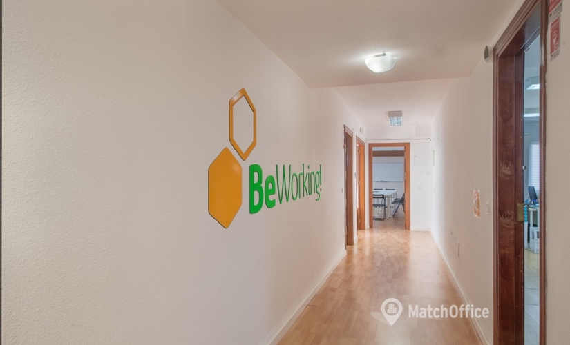 Observe oficinas de coworking en Málaga 55 m², Calle Alejandro Dumas 17 - 3 | MatchOffice