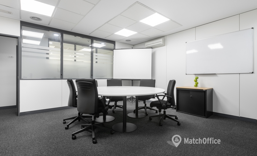 300 m² Conference space in Malaga, Avenida Ricardo Soriano 72 (29601) - 2 | MatchOffice.com