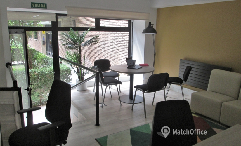 Alquile oficinas de coworking en Madrid Tetuán 260 m², Calle de Pedro Teixeira 16 - 1 | MatchOffice