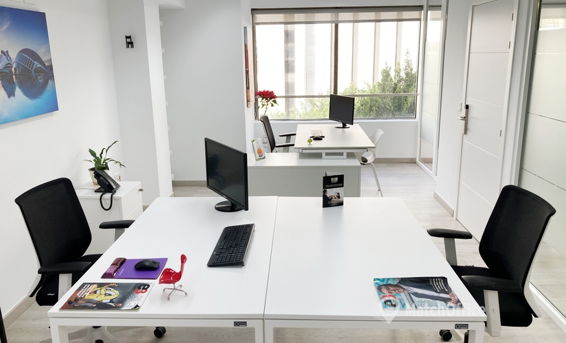 Despacho disponible para alquilar en València 24 m², Carrer de Colón 4 - 0 | MatchOffice