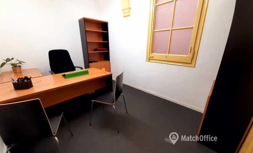 Centros de negocio disponible para alquilar en Ciutat Vella 10 m², Carrer d'Aragó 308 - 0 | MatchOffice.es