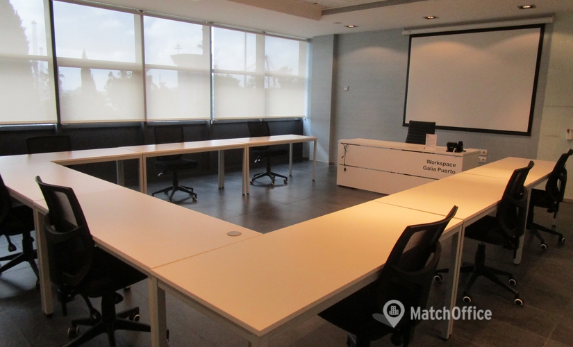 Alquile sala de conferencias en Sevilla 360 m², C/ José Delgado Brackembury nº 11 - 3 | MatchOffice