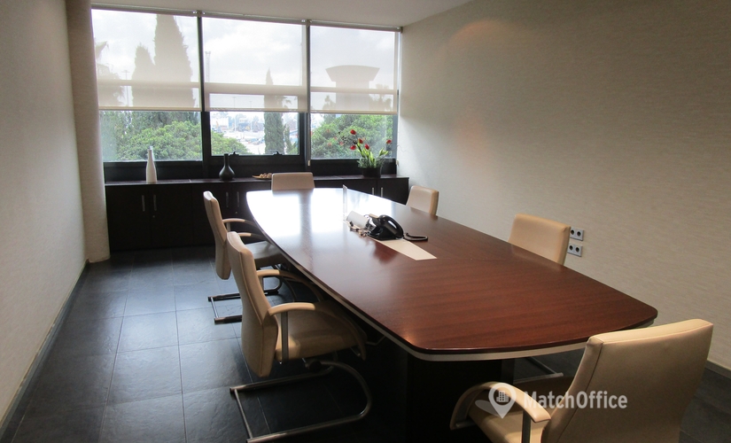 Alquile sala de conferencias en Sevilla 360 m², C/ José Delgado Brackembury nº 11 - 0 | MatchOffice.es