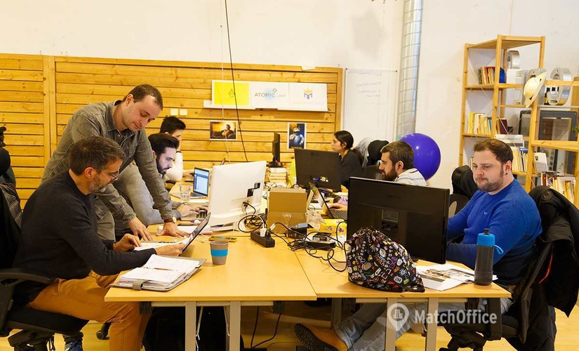 Alquile oficinas compartidas en Sants-Montjuic 1000 m², Carrer de Blesa 27 - 2 | MatchOffice.es