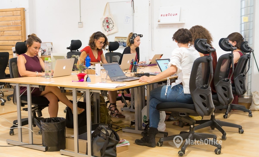 Explore oficinas compartidas en Sants-Montjuic 1000 m², Carrer de Blesa 27 - 3 | MatchOffice