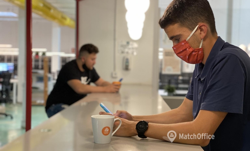 Join comfortable a 700 m² Shared office  in Eixample, Gran Via de les Corts Catalanes (08010) - 2 | MatchOffice
