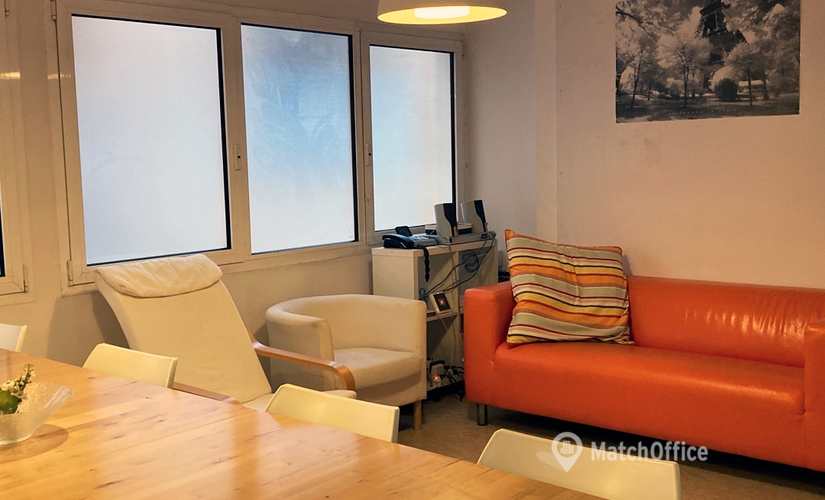 175 m² Shared office  in Girona, Carrer Anselm Clavé (17001) - 12 | MatchOffice