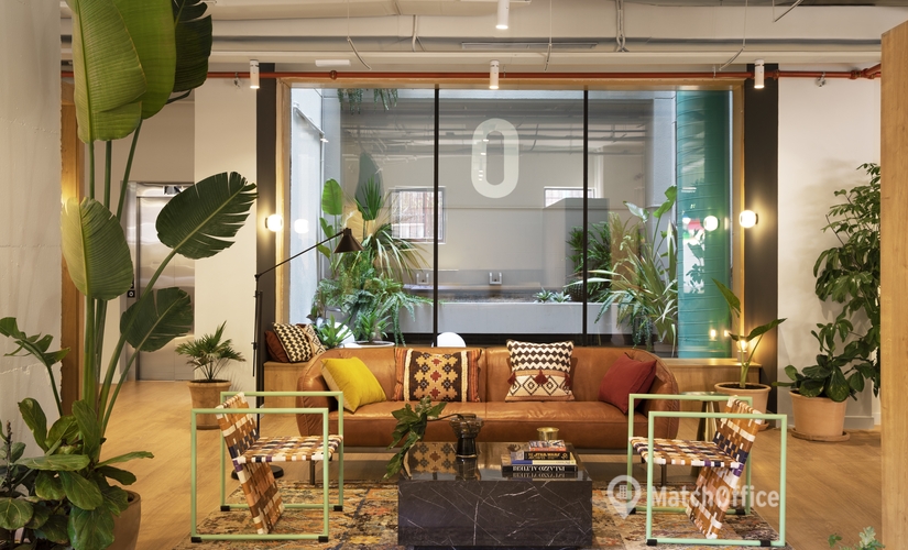 Explore oficinas de coworking en Madrid Centro 3600 m², Paseo Imperial 14 - 0 | MatchOffice.es