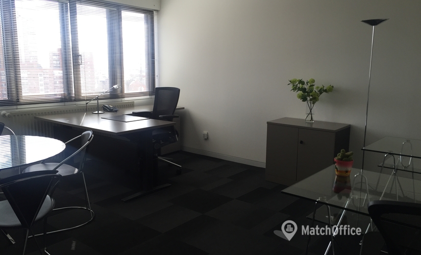 Micentro de negocio disponible para alquilar en Madrid Centro 20 m², Plaza de Castilla - 3 | MatchOffice