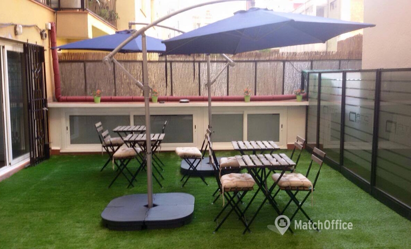 Parque empresarial en alquiler en Eixample 12 m², Carrer de Rocafort 240 - 1 | MatchOffice.es
