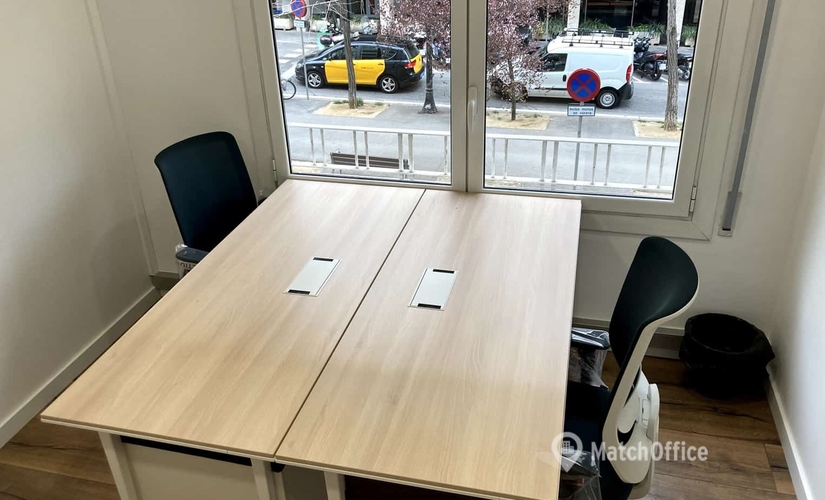 Oficina comercial confortable disponible para alquilar en Eixample 11 m², Via Augusta 29 - 3 | MatchOffice.es