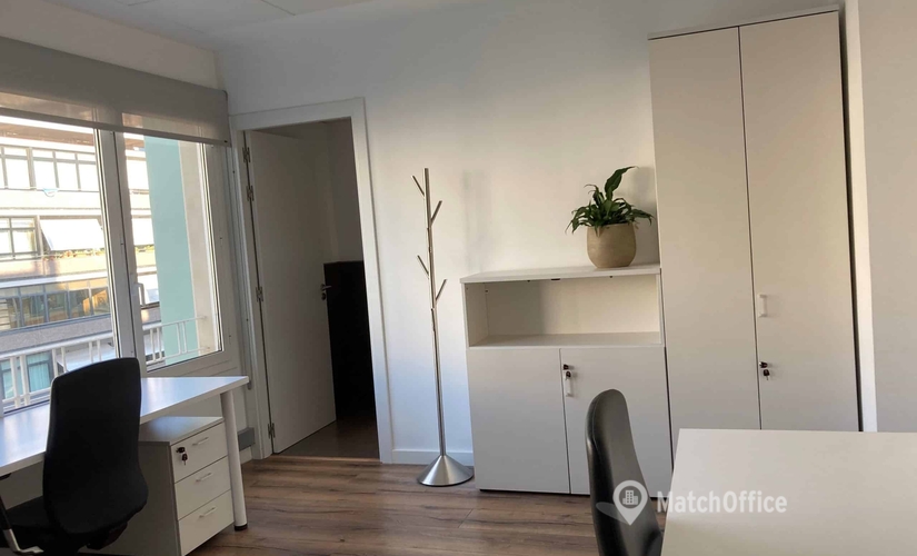Oficina asequible en alquiler en Eixample 18 m², Via Augusta 29 - 0 | MatchOffice.es