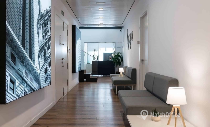 Alquile sala de juntas fiable en Eixample 12 m², Via Augusta 29 - 2 | MatchOffice.es