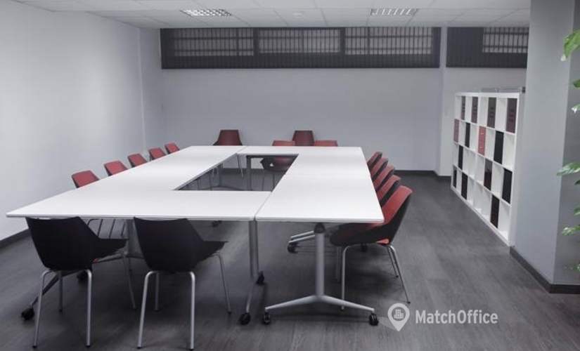 Elija sala de juntas acogedora en Granollers 30 m², Carrer de Girona 161 - 3 | MatchOffice.es