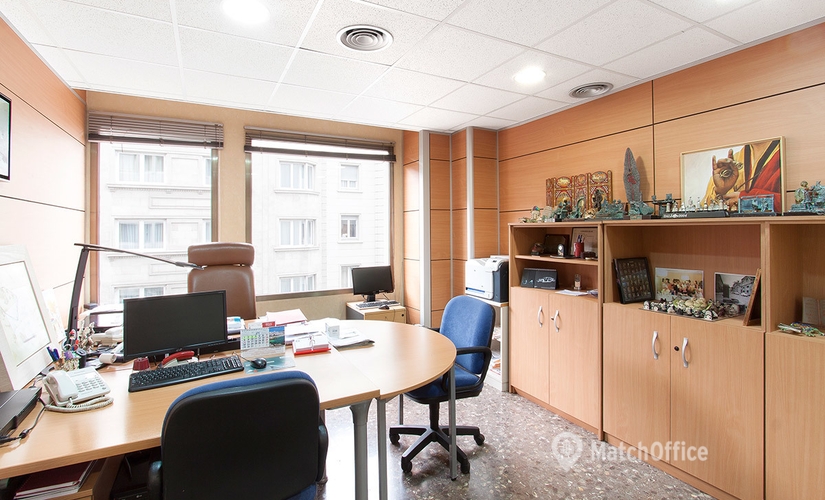 Oficina asequible disponible para alquilar en Eixample 17 m², Travessera de Gràcia - 4 | MatchOffice.es