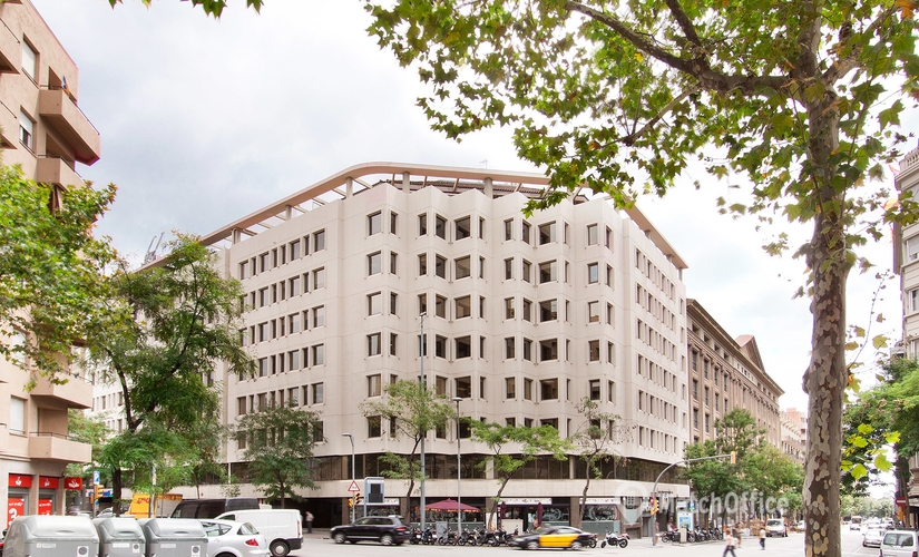 Despacho confortable disponible para alquilar en Eixample 24 m², Travessera de Gràcia - 0 | MatchOffice.es