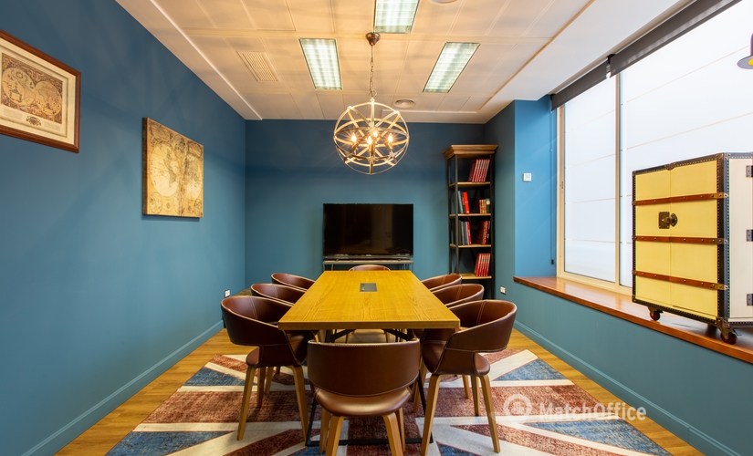 Reserve sala de juntas acogedora en Madrid Salamanca 52 m², Calle María de Molina - 5 | MatchOffice