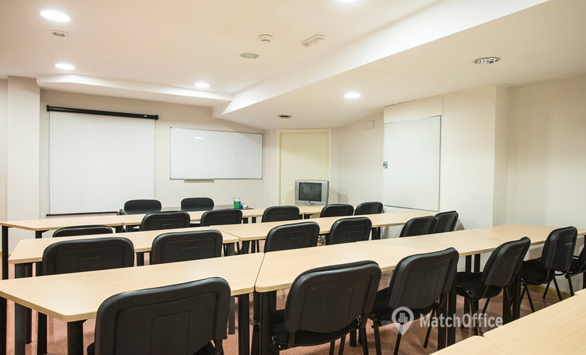 Elija sala de juntas acogedora en Zaragoza 30 m², Calle Vicente Berdusán Bloque D - 0 | MatchOffice