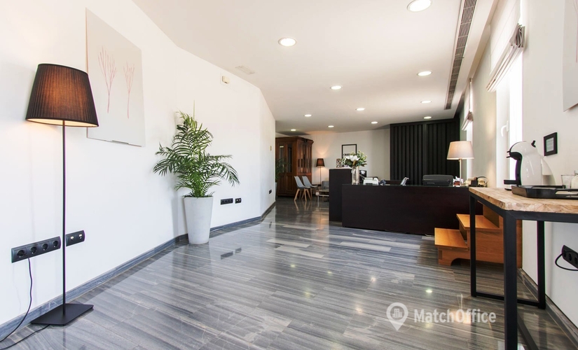 Alquile sala de conferencias equipada en Sevilla 28 m², Paseo de las Delicias 1 - 2 | MatchOffice