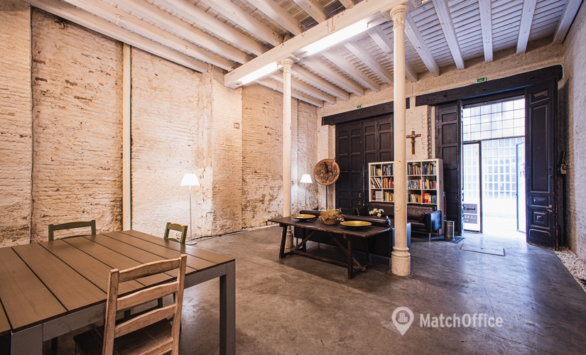 Elija sala de reuniones acogedora en Sevilla 200 m², Calle Siete Revueltas 33 - 2 | MatchOffice.es