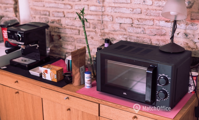 Reserve sala de reuniones fiable en Sevilla 60 m², Calle González Cuadrado 22 - 8 | MatchOffice