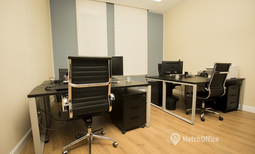 Alquile sala de juntas equipada en Madrid Centro 12 m², Calle Alcalá 54 - 3 | MatchOffice.es