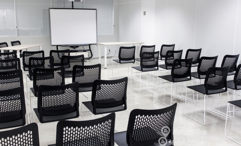 100 m² Business center in Madrid Tetuán, Avenida de Brasil 17 (28020) - 2 | MatchOffice