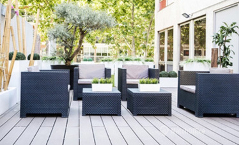 Alquile sala de conferencias equipada en Madrid Centro 40 m², Avenida de Brasil 6 -1 ª - 3 | MatchOffice