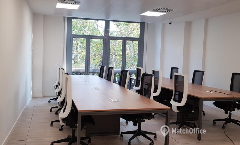 Reserve sala de conferencias fiable en Eixample 45 m², Passeig de Gràcia - 1 | MatchOffice.es