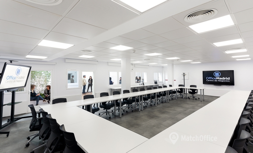 Reserve sala de conferencias fiable en Madrid Retiro 300 m², Calle Doctor Castelo 44 - 3 | MatchOffice