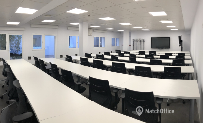 Elija sala de juntas acogedora en Madrid Retiro 300 m², Calle Doctor Castelo 44 - 4 | MatchOffice