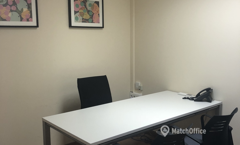 Alquile oficinas temporales en Bilbao 25 m², Calle Alameda Rekalde 27 - 4 | MatchOffice.es