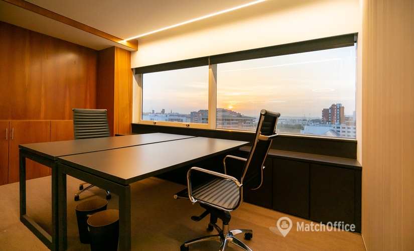 Parque empresarial en alquiler en Sevilla 35 m², Avenida Eduardo Dato 69 - 1 | MatchOffice.es