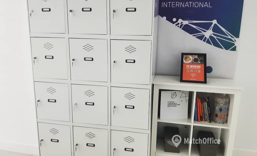 Explore coworking en Centro-Latina 700 m², Paseo del Marqués de Monistrol 5 - 1 | MatchOffice