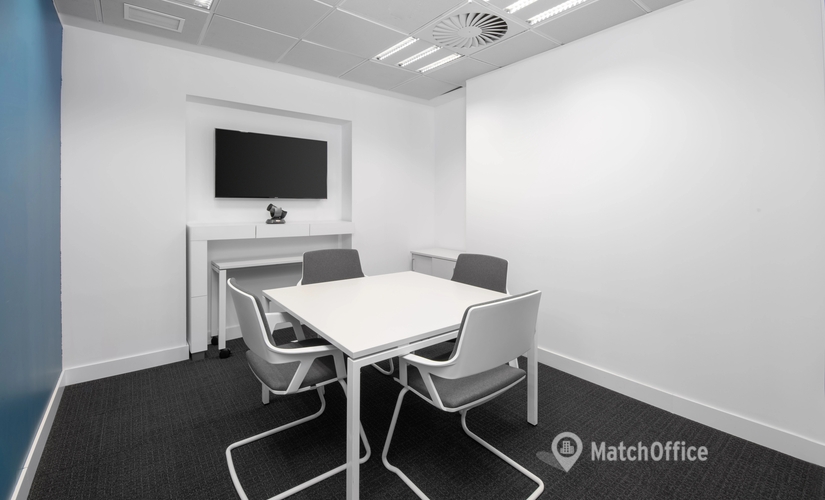 Alquile sala de reuniones equipada en Madrid Centro 35 m², Paseo de la Castellana 93 - 1 | MatchOffice.es