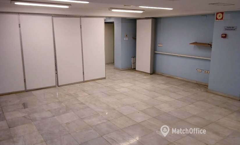 Business center en alquiler en Alicante 270 m², Calle Pintor Murillo esq. Calle Pintor Velázquez - 3 | MatchOffice.es