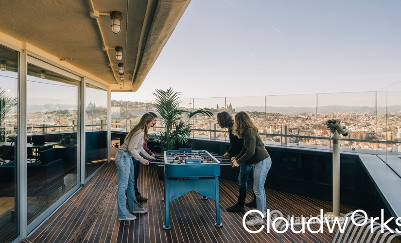 Observe oficinas compartidas en Ciutat Vella 280 m², Avinguda de les Drassanes 6 - 3 | MatchOffice.es