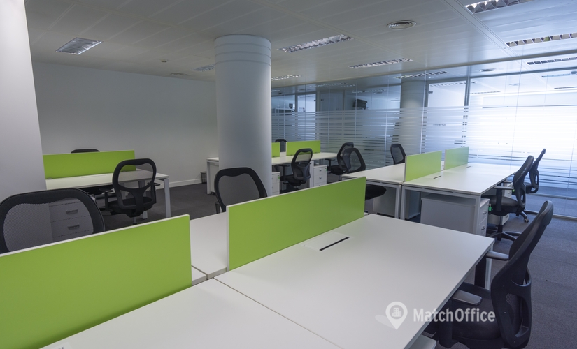 Explore coworking en Madrid Salamanca 10 m², Calle María de Molina - 1 | MatchOffice.es