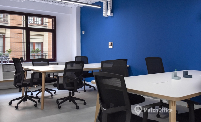 Parque empresarial disponible para alquilar en Madrid Centro 300 m², Calle del Ferrocarril 37 - 0 | MatchOffice.es