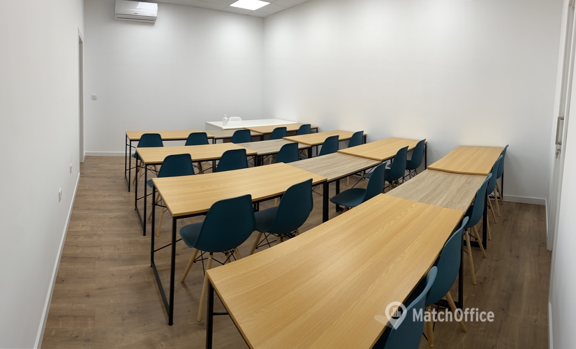 Elija sala de conferencias en Ciudad Real 23 m², C. de la Zarza - 2 | MatchOffice.es
