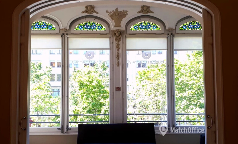 Elija sala de reuniones equipada en Eixample 40 m², Passeig de Gràcia - 11 | MatchOffice.es