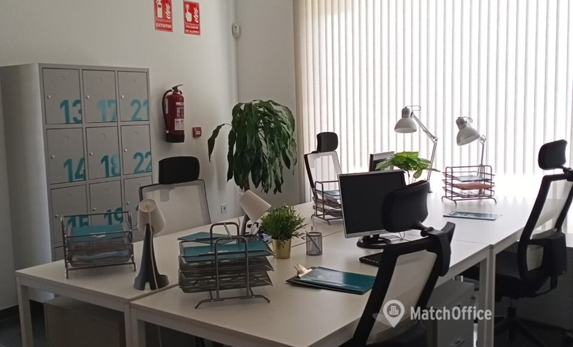 Centros de negocio en alquiler en Sevilla 1500 m², C/Torre Pavas - 1 | MatchOffice
