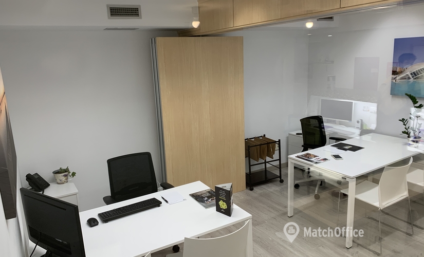 25 m² Flexible office available to rent in Valencia, Carrer de Colón 4, 46004 - 3 | MatchOffice.com