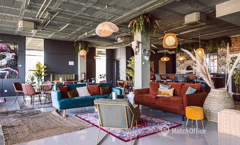 Alquile oficinas compartidas en Girona 795 m², Carrer Santa Coloma - 0 | MatchOffice.es