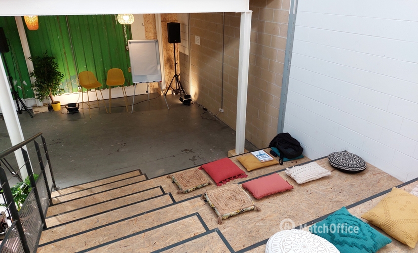 Alquile sala de juntas en Girona 64 m², Carrer Santa Coloma - 3 | MatchOffice