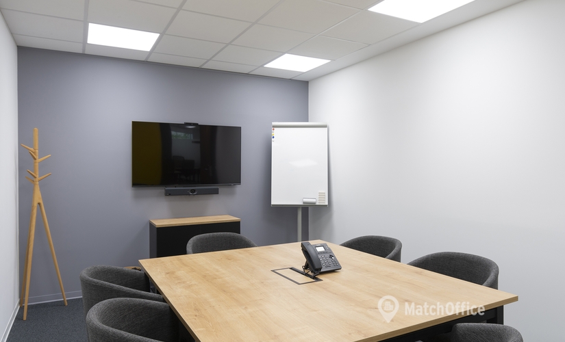 Reserve sala de conferencias en Madrid Chamartín 20 m², Paseo de la Castellana - 5 | MatchOffice.es