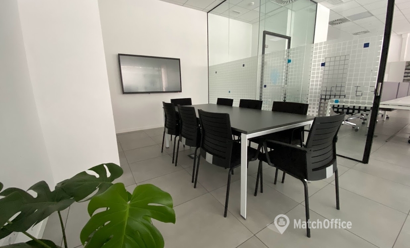 Explore oficinas de coworking en Viladecans 230 m², Avenida Olof Palme 6 - 4 | MatchOffice.es