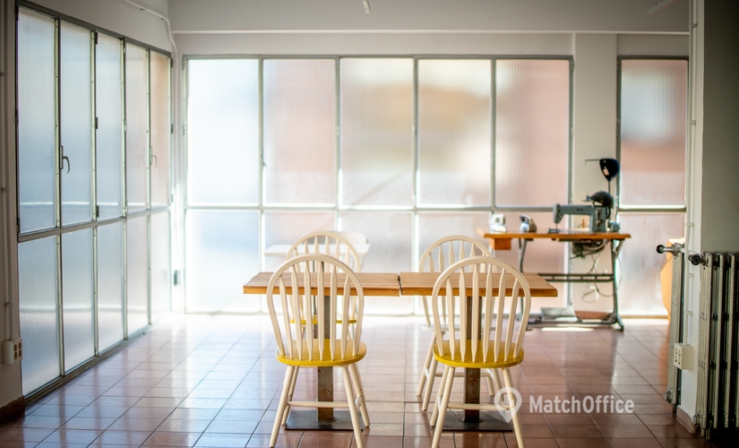 Explore coworking en Madrid Tetuán 160 m², Calle Naranjo 9 - 4 | MatchOffice.es